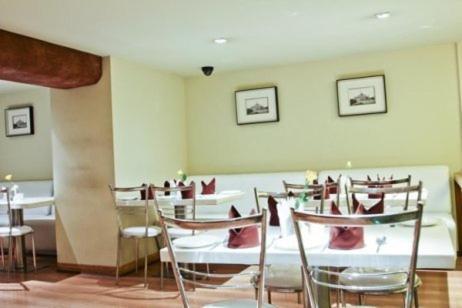 Middleton Inn Kolkata Bagian luar foto
